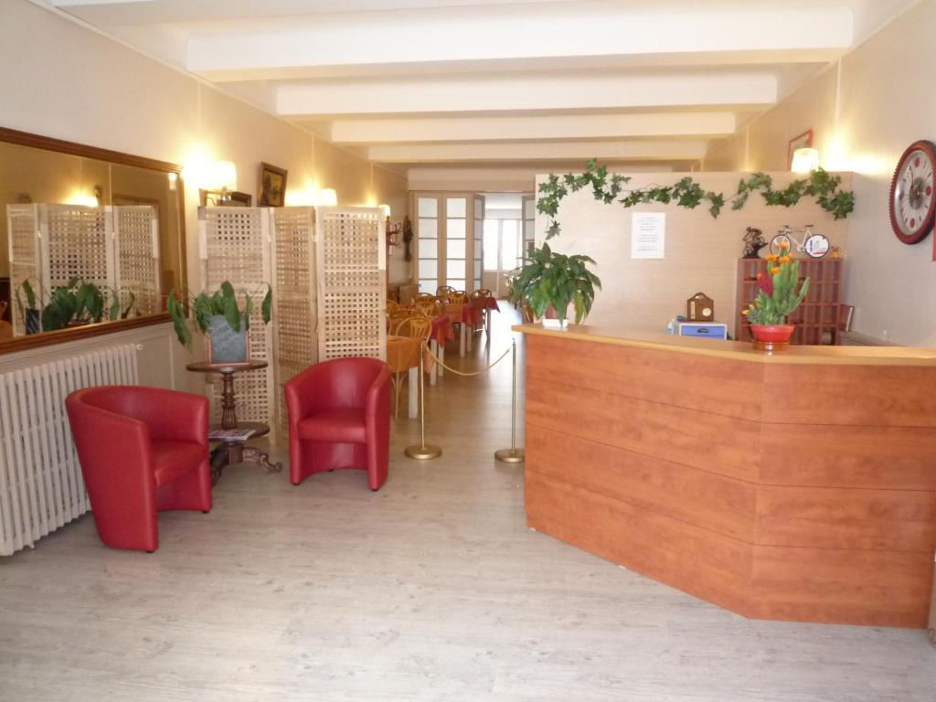 סן-ז'ירון Hotel La Flamme Rouge מראה חיצוני תמונה